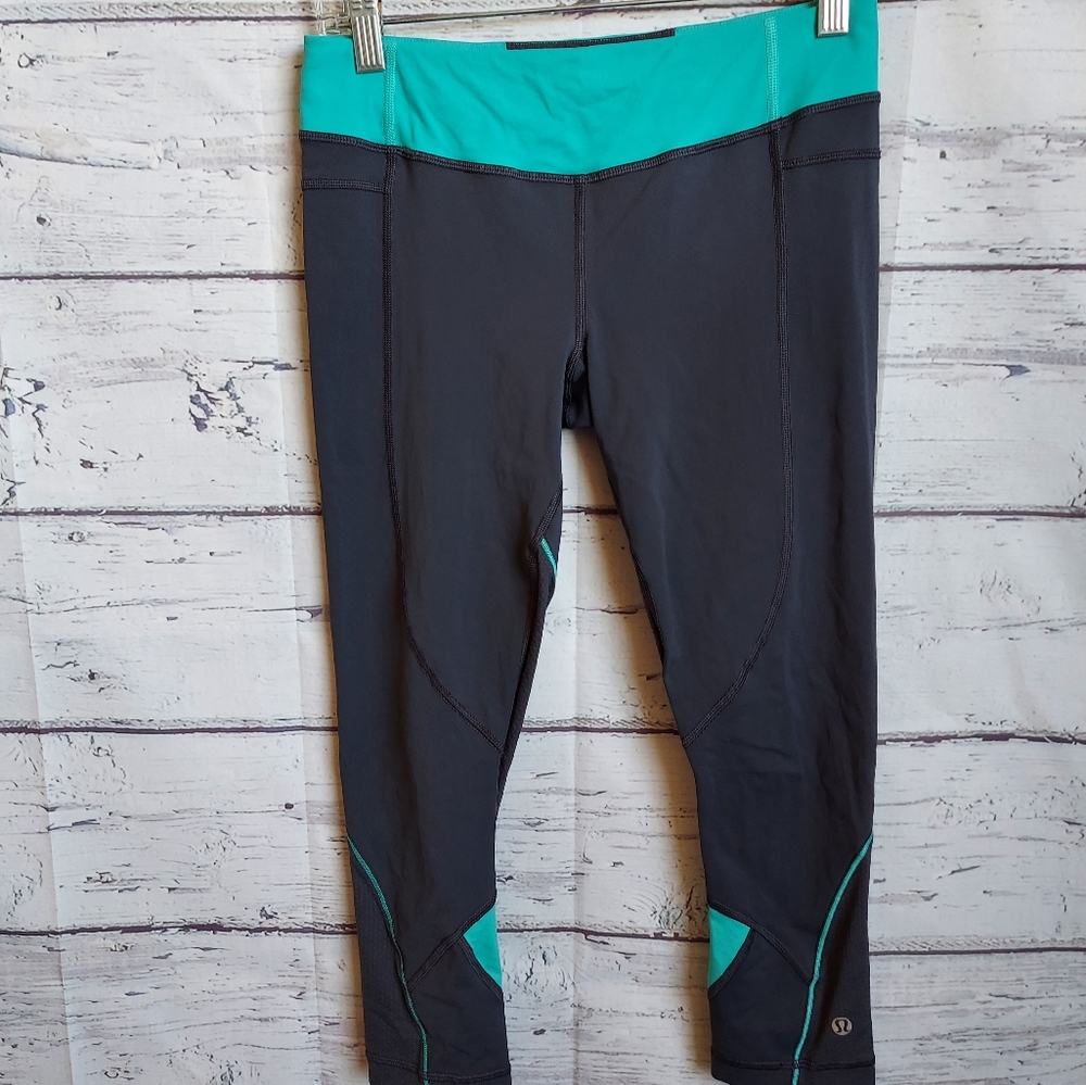 Lululemon Crop Leggings Grey and Aqua